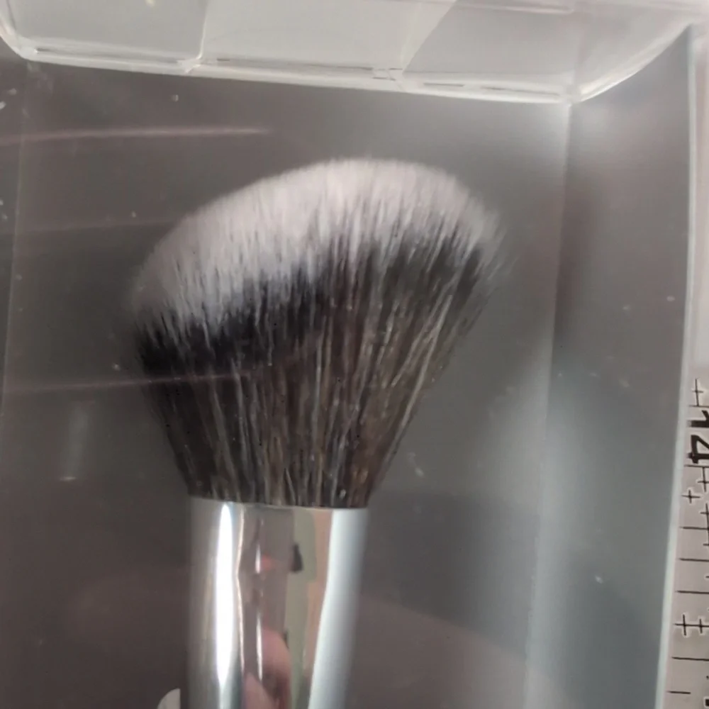 Japonesque Angled Blush Brush